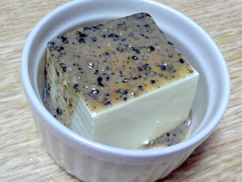 湯豆腐に胡麻しゃぶダレ